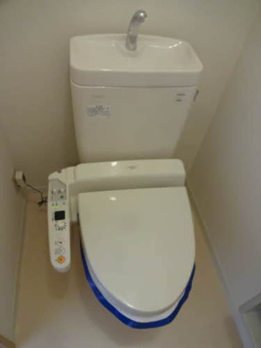  阪和線・羽衣線/和歌山駅 バス10分津秦下車:停歩8分 1階 築18年