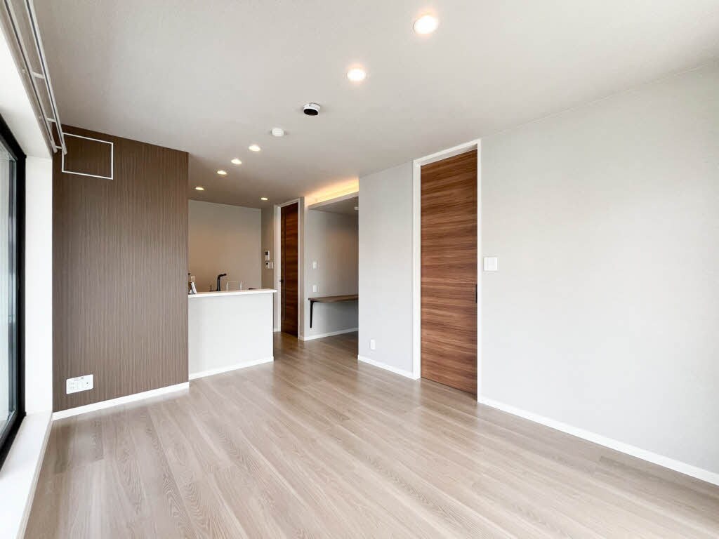  阪和線・羽衣線/和歌山駅 徒歩15分 2階 築1年