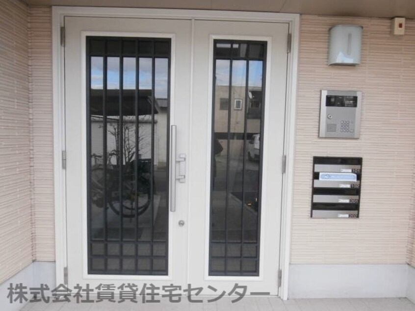  阪和線・羽衣線/紀伊中ノ島駅 徒歩13分 1階 築14年