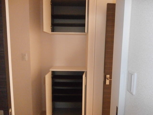  阪和線・羽衣線/紀伊中ノ島駅 徒歩13分 1階 築14年