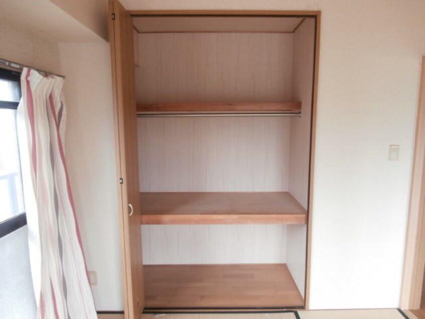 同仕様 阪和線・羽衣線/紀伊駅 バス15分西安上下車:停歩8分 3階 築24年