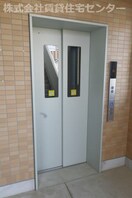  阪和線・羽衣線/紀伊駅 バス15分西安上下車:停歩8分 3階 築24年