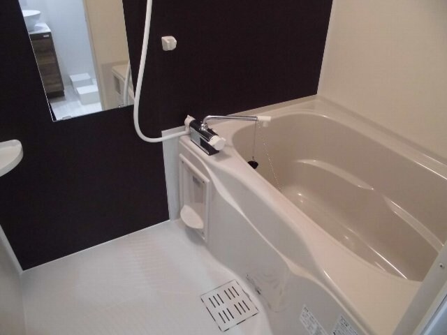  阪和線・羽衣線/和歌山駅 徒歩13分 3階 築5年