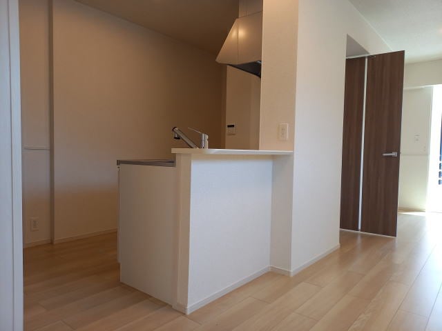 同仕様 阪和線・羽衣線/紀伊中ノ島駅 徒歩22分 1階 建築中