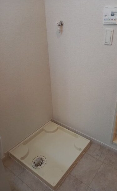 同仕様 阪和線・羽衣線/紀伊中ノ島駅 徒歩22分 1階 建築中