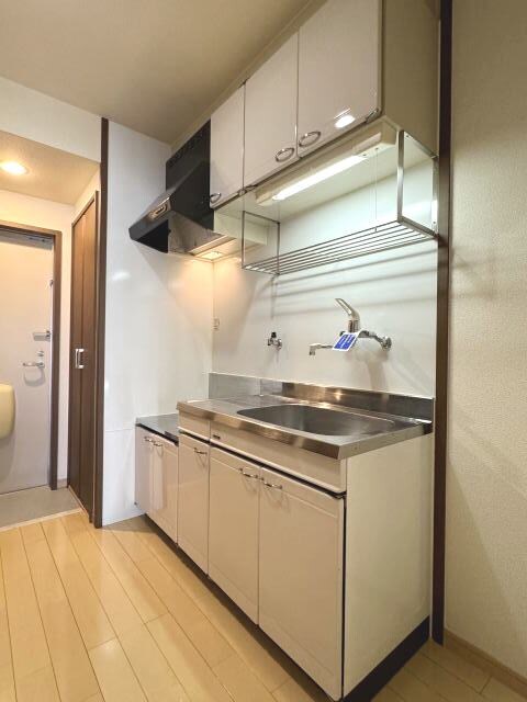 同仕様 南海本線/和歌山市駅 バス10分花王橋下車:停歩6分 2階 築18年