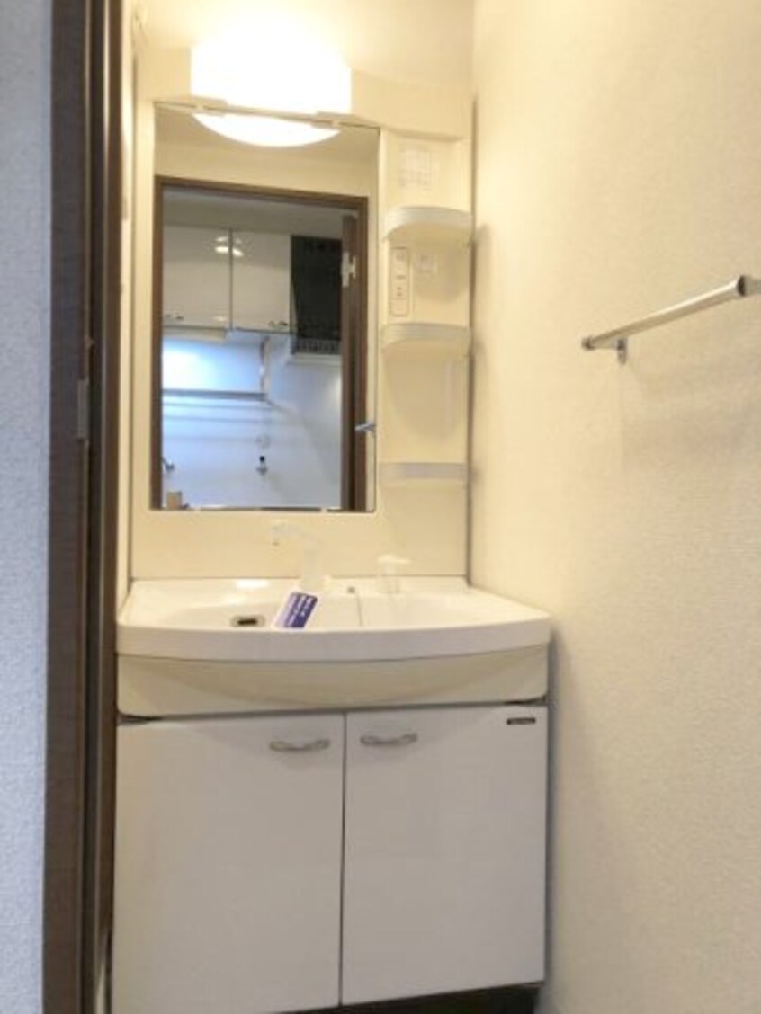 同仕様 南海本線/和歌山市駅 バス10分花王橋下車:停歩6分 2階 築18年