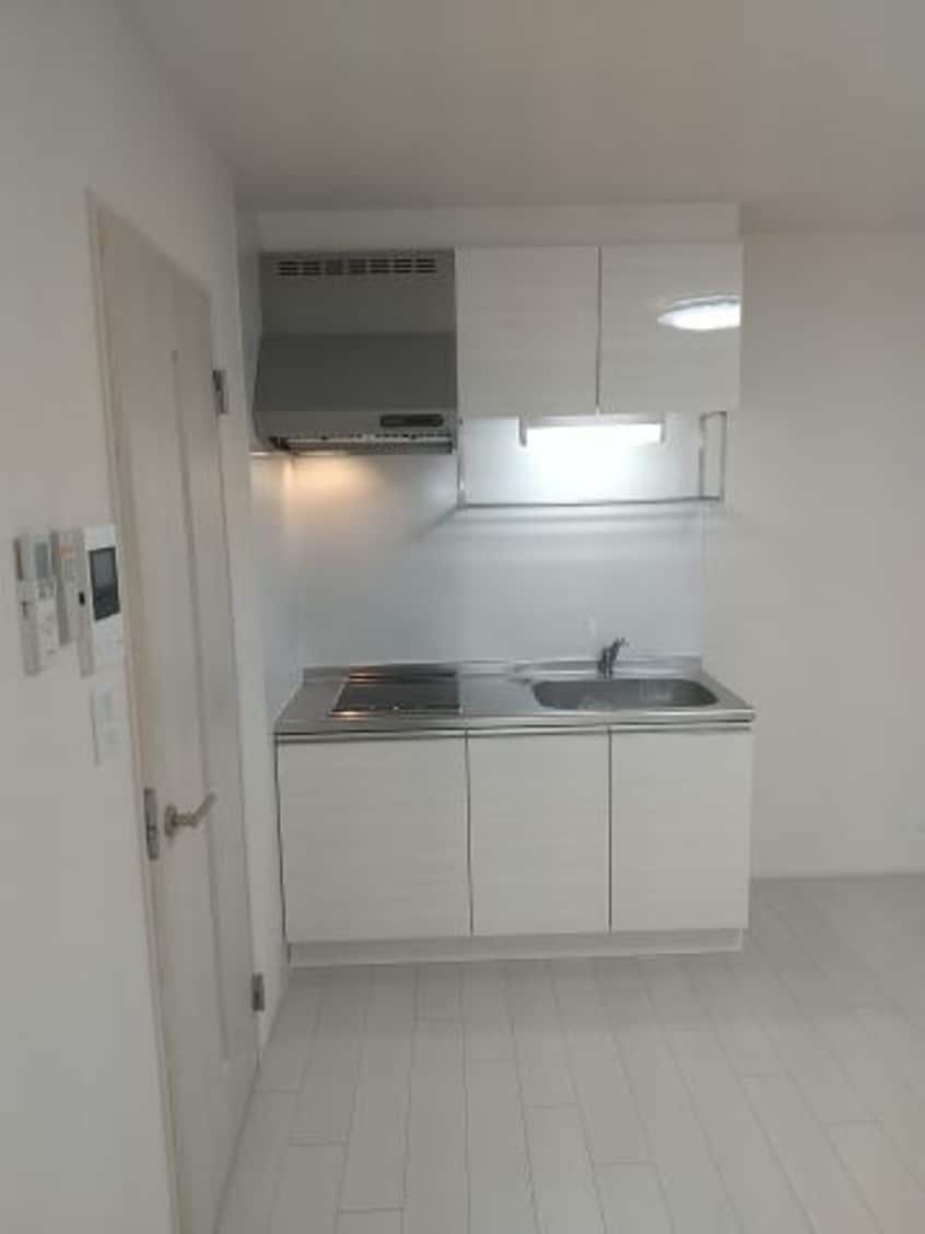  阪和線・羽衣線/和歌山駅 徒歩10分 3階 築4年