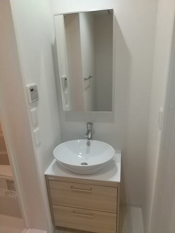  阪和線・羽衣線/和歌山駅 徒歩10分 3階 築4年