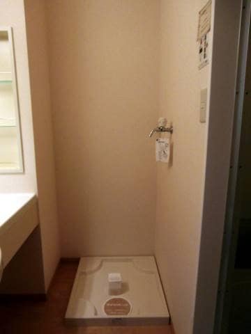  きのくに線・紀勢本線/和歌山市駅 バス15分日赤医療センター前下車:停歩6分 1階 築19年