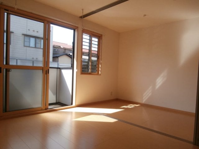 同仕様 きのくに線・紀勢本線/和歌山市駅 バス15分日赤医療センター前下車:停歩6分 1階 築19年