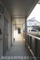  阪和線・羽衣線/六十谷駅 バス12分楠見行者前下車:停歩3分 1階 築20年