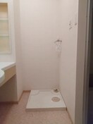  阪和線・羽衣線/和歌山駅 バス10分雄松町三丁目下車:停歩5分 2階 築20年