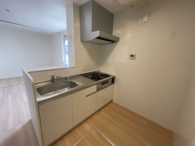  阪和線・羽衣線/紀伊中ノ島駅 徒歩2分 1階 築8年