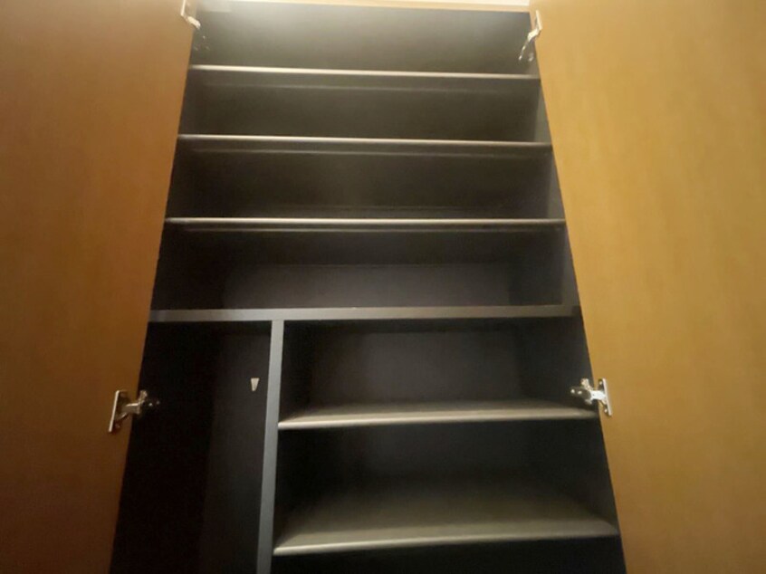  南海本線/和歌山市駅 バス15分小二里下車:停歩2分 1階 築23年