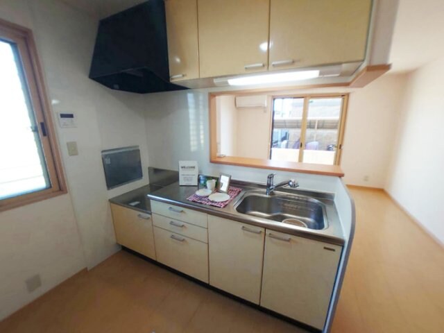  阪和線・羽衣線/紀伊駅 バス13分安上下車:停歩10分 1階 築19年