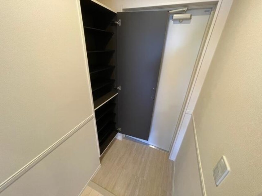  きのくに線・紀勢本線/和歌山駅 徒歩11分 3階 築4年