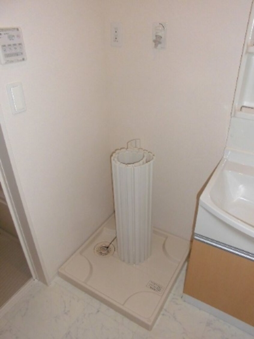  阪和線・羽衣線/和歌山駅 徒歩13分 1階 築10年