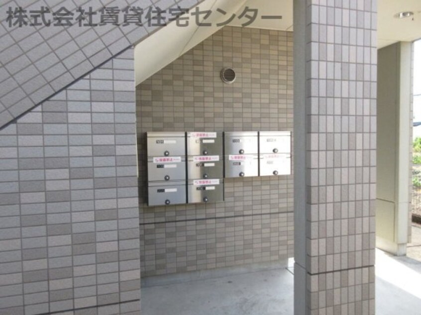  和歌山線/紀伊小倉駅 徒歩6分 2階 築17年