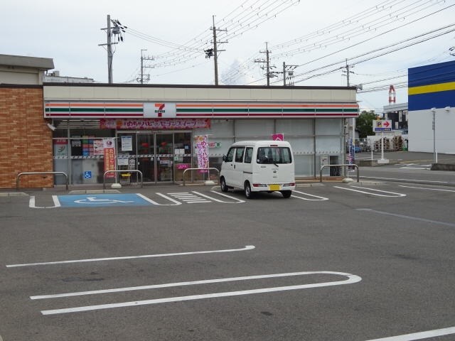 セブンイレブン 和歌山西庄南店(コンビニ)まで655m 南海加太線/西ノ庄駅 徒歩4分 2階 1年未満