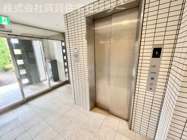  和歌山線/岩出駅 徒歩2分 1階 築9年