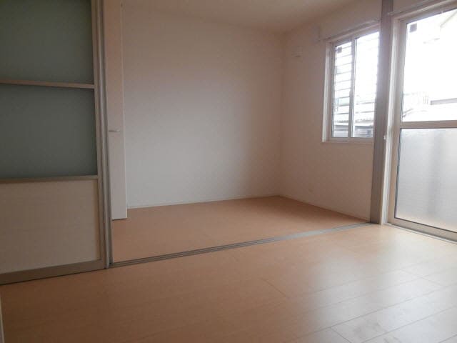  きのくに線・紀勢本線/和歌山市駅 バス15分北島下車:停歩5分 2階 築10年