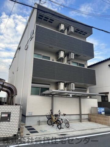  阪和線・羽衣線/和歌山駅 徒歩10分 3階 築4年