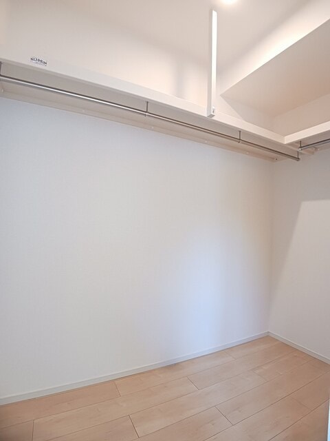  阪和線・羽衣線/紀伊駅 バス15分相谷西下車:停歩4分 1階 築7年