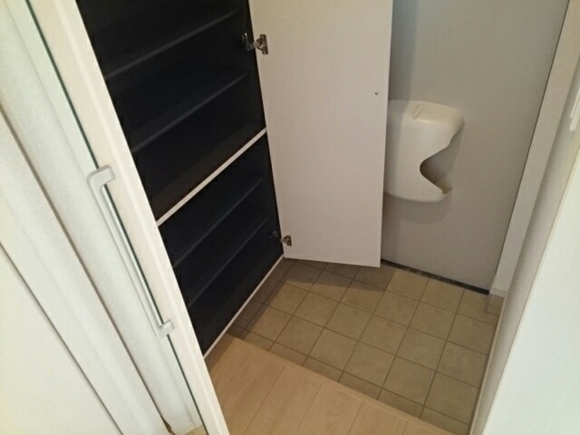  阪和線・羽衣線/紀伊駅 バス15分相谷西下車:停歩4分 1階 築7年