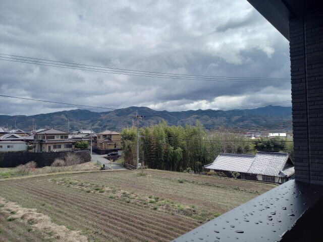  和歌山線/紀伊山田駅 徒歩5分 2階 1年未満