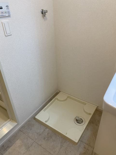  和歌山線/岩出駅 徒歩30分 1階 築3年