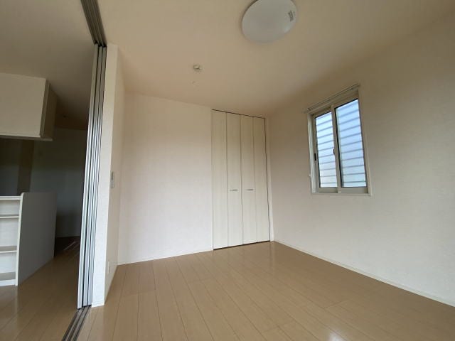  和歌山線/岩出駅 バス15分岩出第二中学校前下車:停歩2分 1階 築15年