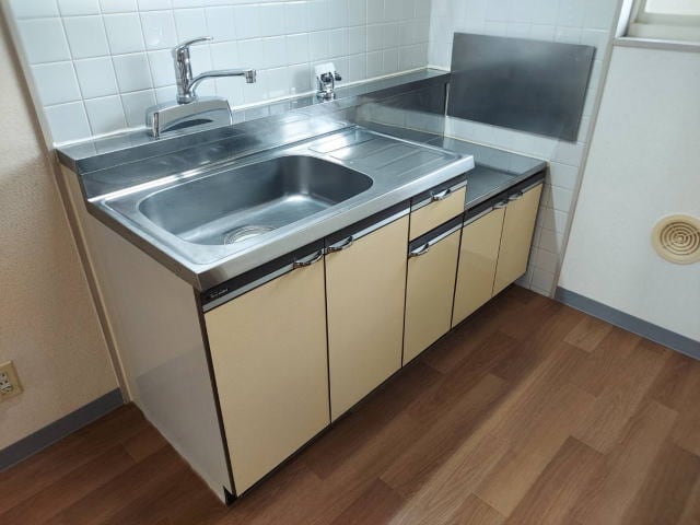  南海加太線/東松江駅 徒歩18分 1階 築32年