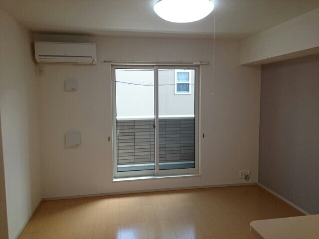  南海本線/和歌山市駅 バス20分和歌浦口下車:停歩5分 2階 築12年