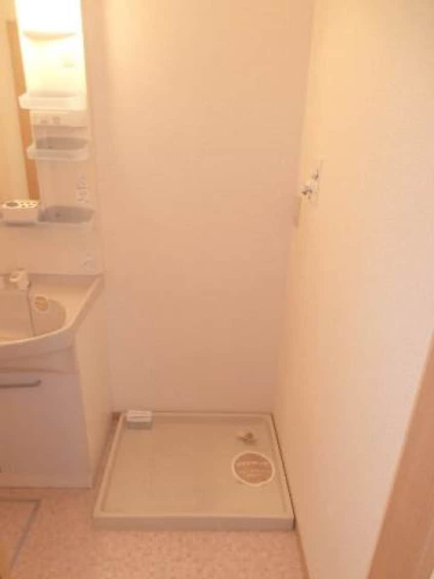  阪和線・羽衣線/和歌山駅 徒歩13分 1階 築19年