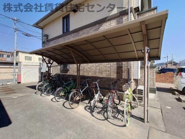  阪和線・羽衣線/和歌山駅 徒歩13分 1階 築19年