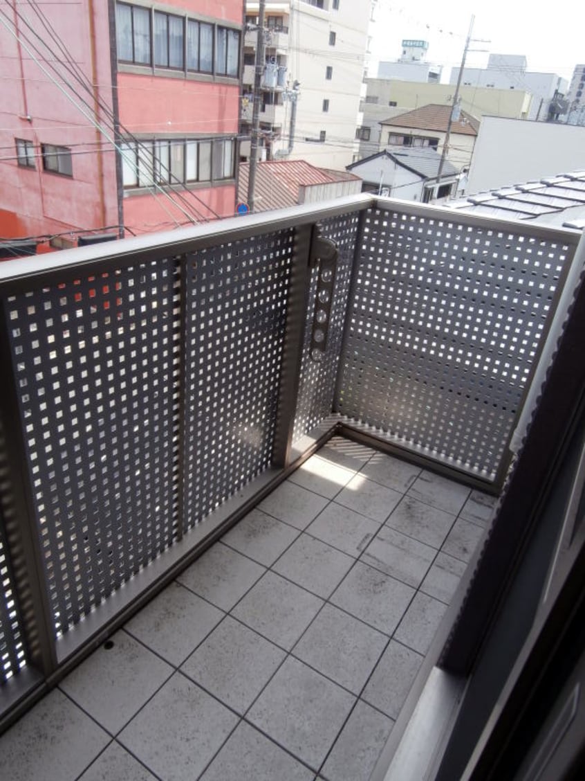  阪和線・羽衣線/和歌山駅 徒歩15分 3階 築15年