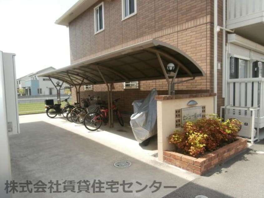  和歌山電鉄貴志川線/岡崎前駅 徒歩10分 2階 築16年