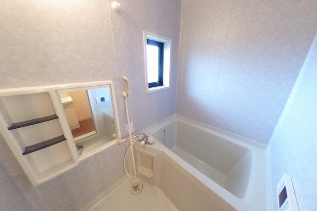  阪和線・羽衣線/和歌山駅 バス25分布引南下車:停歩5分 2階 築27年