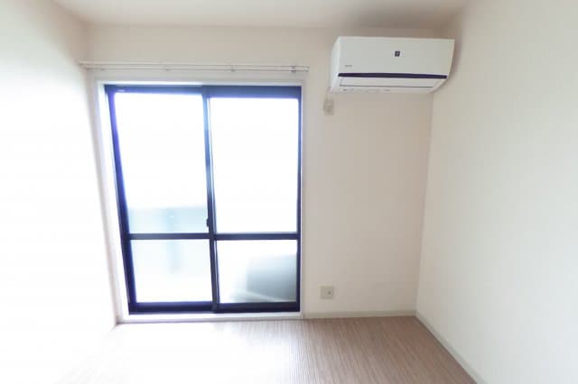  阪和線・羽衣線/和歌山駅 バス25分布引南下車:停歩5分 2階 築27年