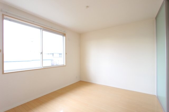  和歌山線/岩出駅 バス8分中黒西下車:停歩3分 2階 築15年