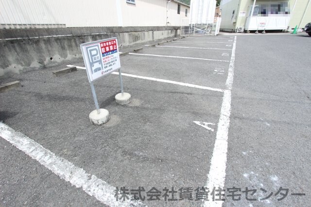  阪和線・羽衣線/六十谷駅 バス7分鳴滝団地下車:停歩5分 2階 築28年