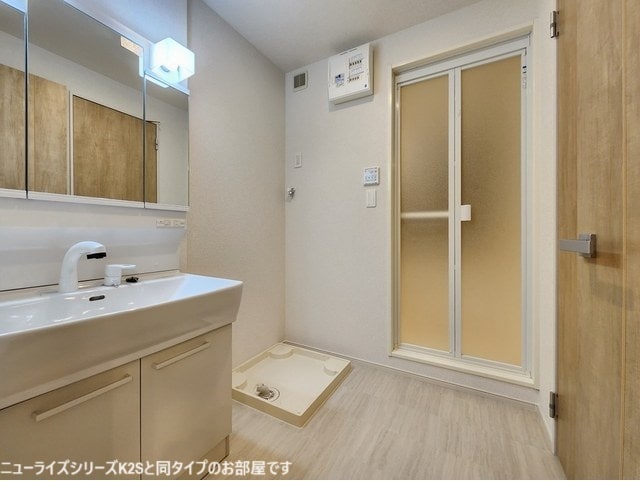 同仕様 阪和線・羽衣線/紀伊駅 バス9分山村（和歌山県）下車:停歩10分 1階 建築中