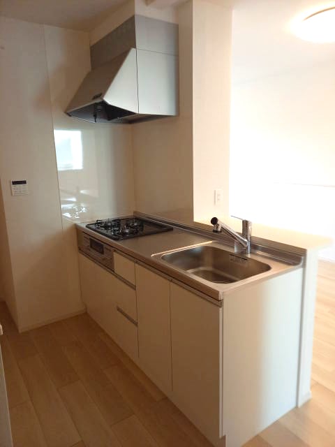 同仕様 阪和線・羽衣線/紀伊駅 バス9分山村（和歌山県）下車:停歩10分 2階 建築中