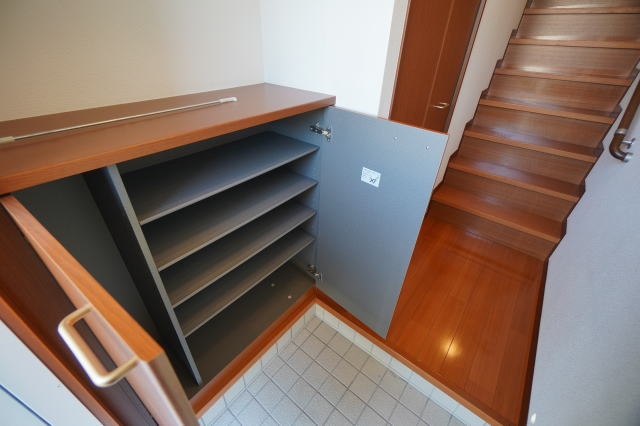  きのくに線・紀勢本線/紀三井寺駅 徒歩12分 2階 築20年