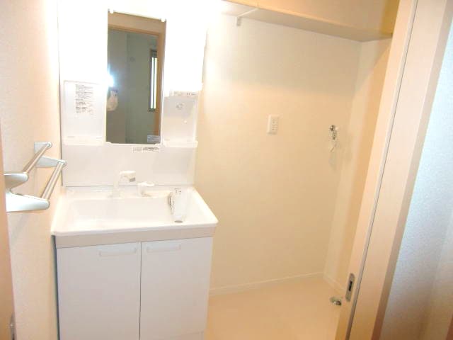  阪和線・羽衣線/紀伊駅 徒歩12分 2階 築11年