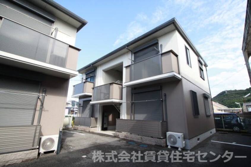  阪和線・羽衣線/和歌山駅 バス23分浜ノ宮下車:停歩4分 1階 築22年