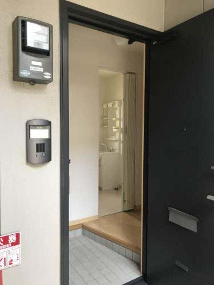  阪和線・羽衣線/和歌山駅 バス23分浜ノ宮下車:停歩4分 1階 築22年