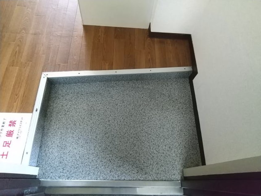 同仕様 スカイハイツ十二番丁