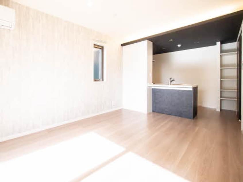  阪和線・羽衣線/和歌山駅 徒歩10分 1階 築6年